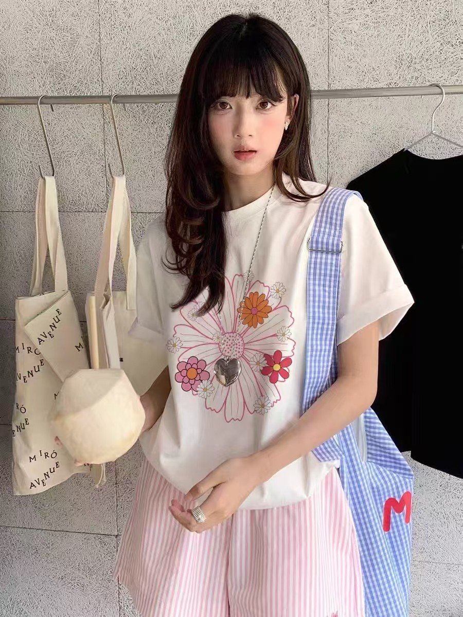 AS05-149026。韓系甜美小雛菊純棉Tee ✨