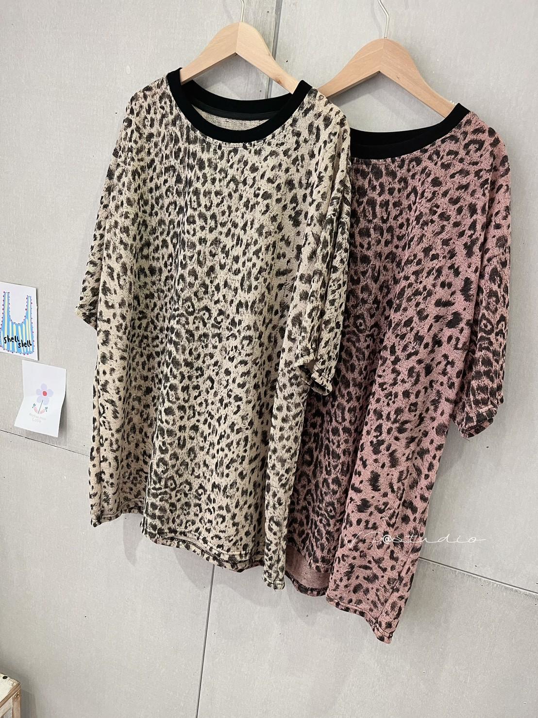 AS12-888。✨ 圓領配色豹紋T🐆